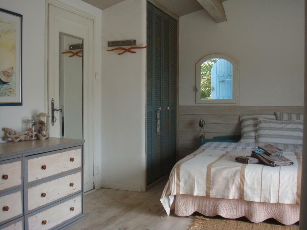 דירות לה באסט La Maison De Carol מראה חיצוני תמונה